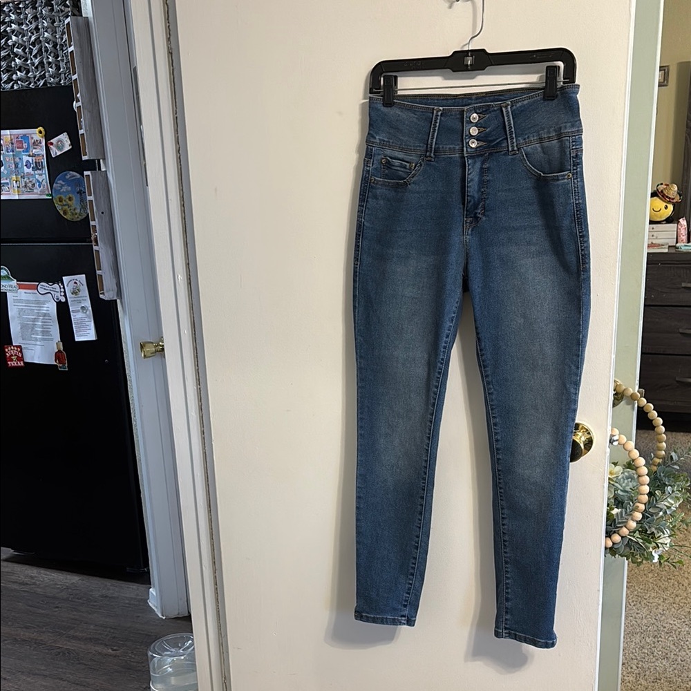 High Rise Blue Jeans with Slim Fit and Structured Waistband